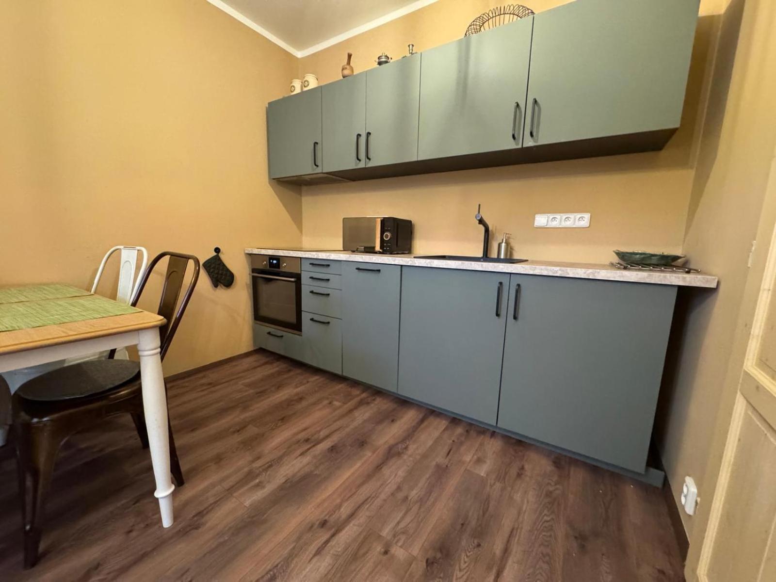Za Kralovskou Mincovnou Appartement *