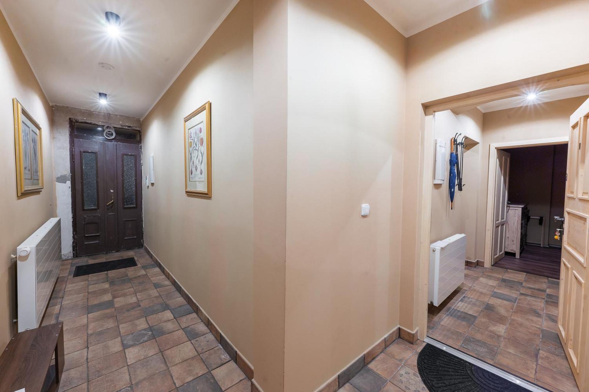 Za Kralovskou Mincovnou Appartement *